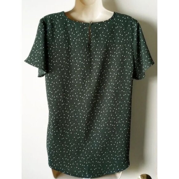 NWOT 41 Hawthorne V-Neck Blouse M Green Polka Dot 50off3 - Picture 2 of 4